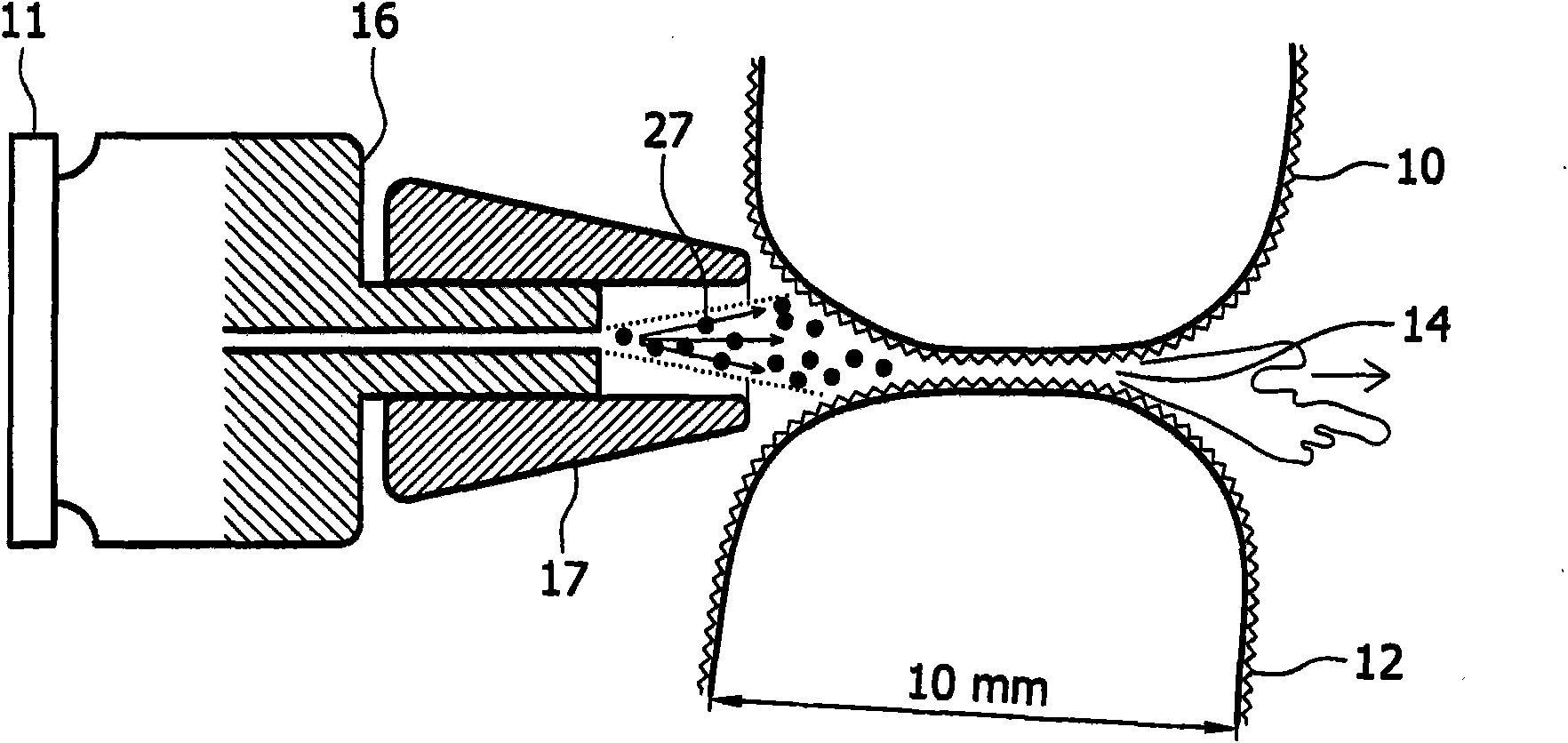 Interproximal teeth cleaning apparatus with an air-driven spray