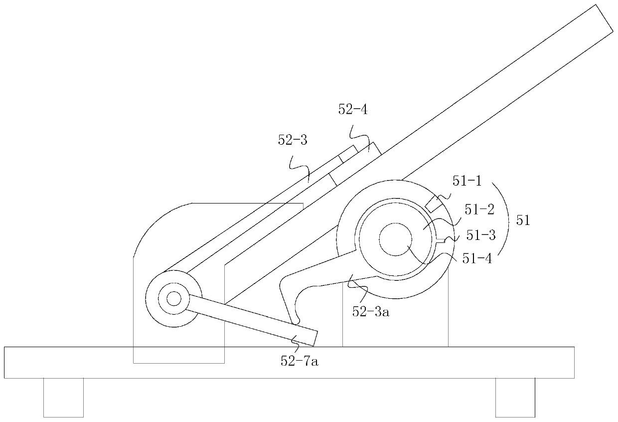 Neat device for packaging printing paper after cutting