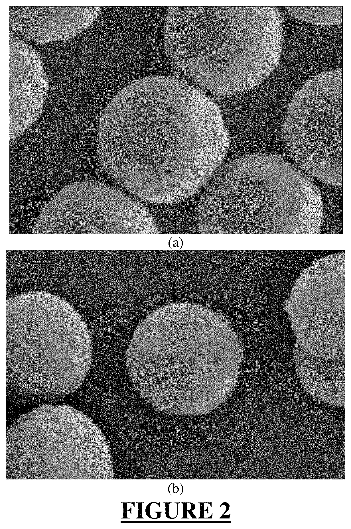 Hybrid material for chromatographic separations comprising a superficially porous core and a surrounding material