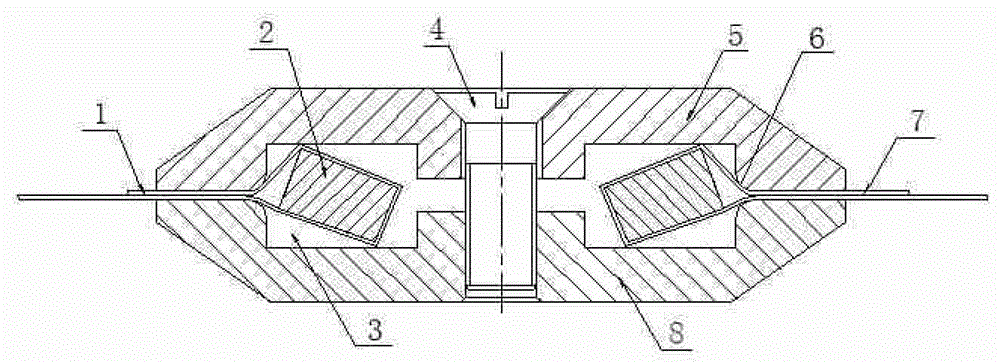 Steel belt butt-joint device and butt-joint method thereof