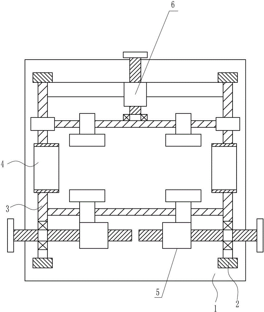 Welding assisting device for petroleum pipeline