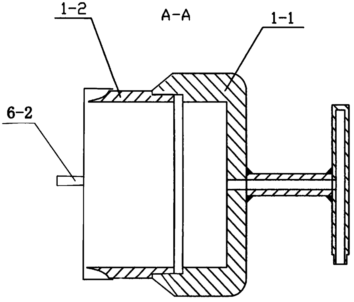 Method and device for measuring potential radon concentration of soil by using surface soil dynamics