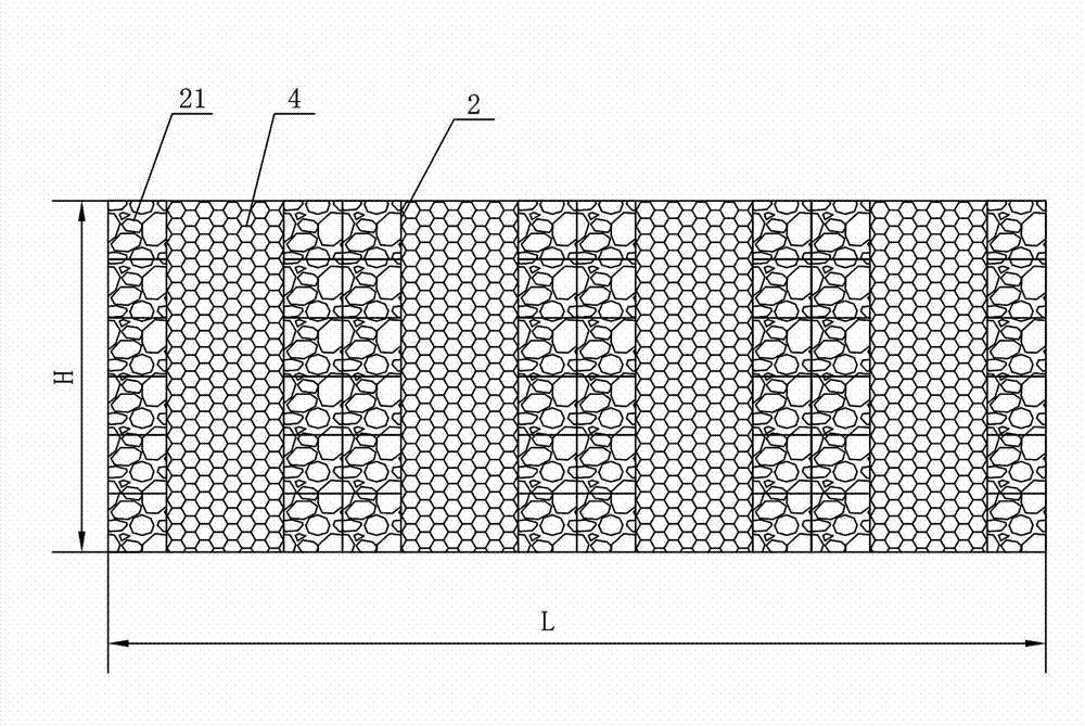 Columnar reinforced gabion retaining wall and construction method thereof