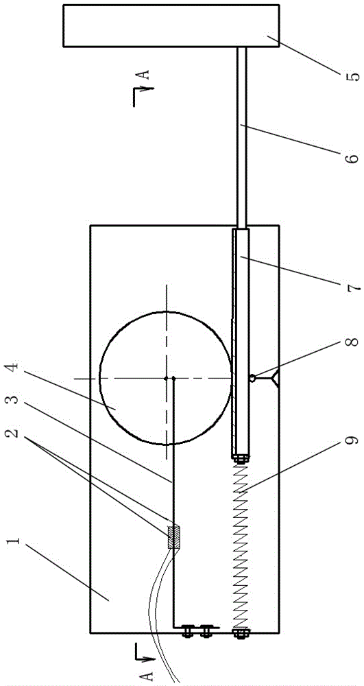 Wide range fiber grating displacement sensor capable of adjusting measuring range and precision