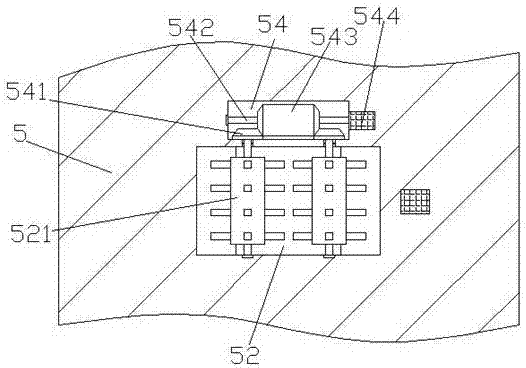 Fertilizing device for agricultural machinery