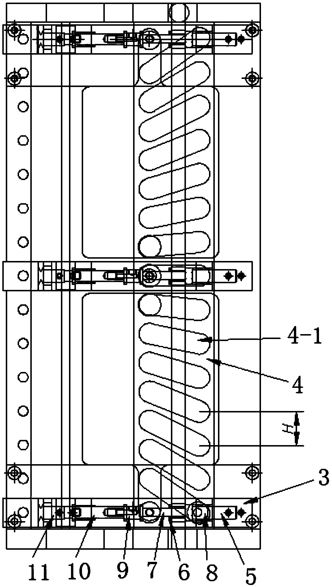 An automatic spacing mechanism for cylindrical batteries