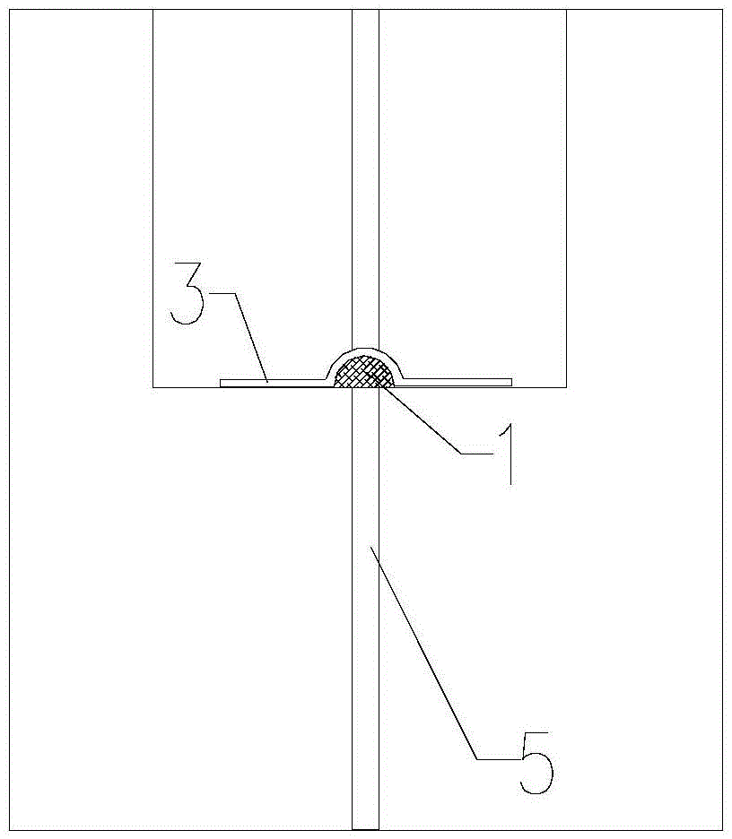 Connecting structure and connecting method for expansion joint water-stop belt of hydraulic concrete member