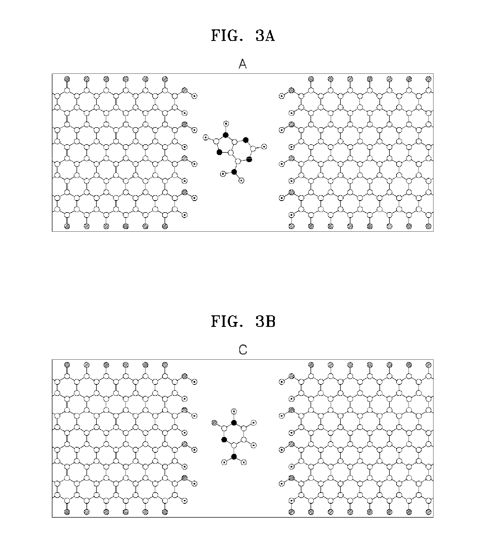 Device for determining a monomer molecule sequence of a polymer comprising different electrodes and use thereof