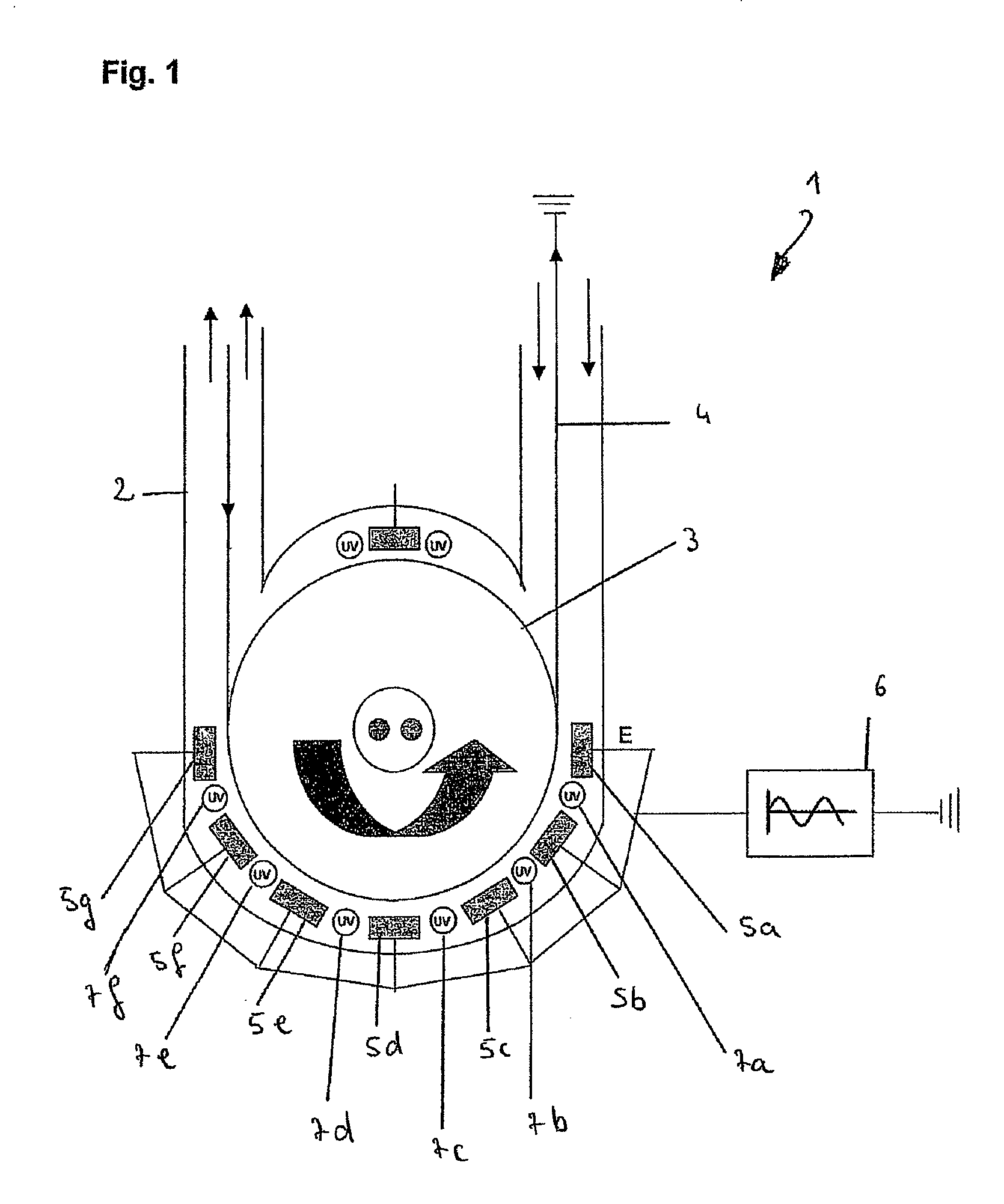 Method for the plasma cleaning of the surface of a material coated with an organic substance and the installation for carrying out said method