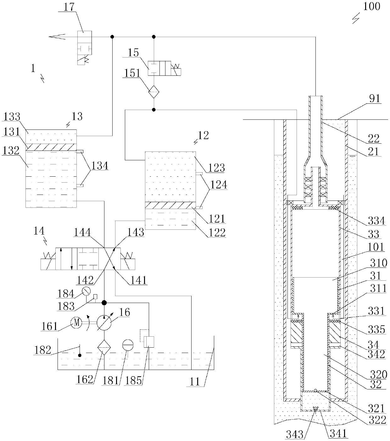 Liquid-automatically supplemented rodless liquid-driven oil production device and oil production method