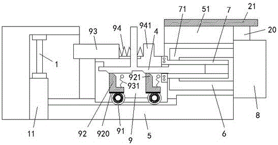 Loading device powered by solar power generation and using method of loading device