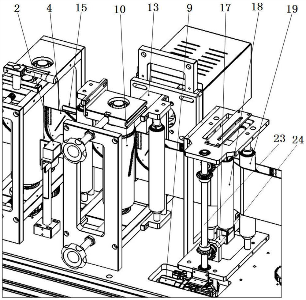 Device provided with pattern and cutting automatic alignment and correction system and alignment and correction method