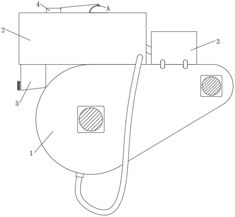 Automatic constant-temperature mechanism for differential box body of electric tricycle