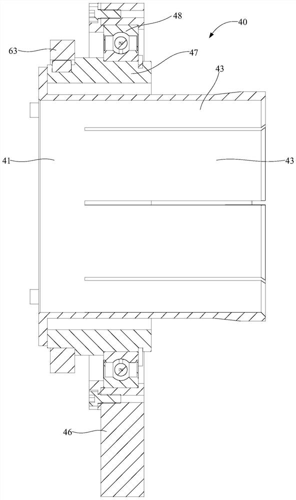 Cutting device and pipe fitting production equipment