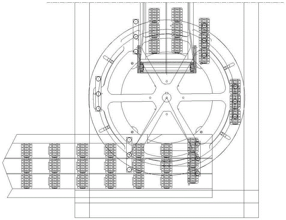 Directional rotating plate conveying device