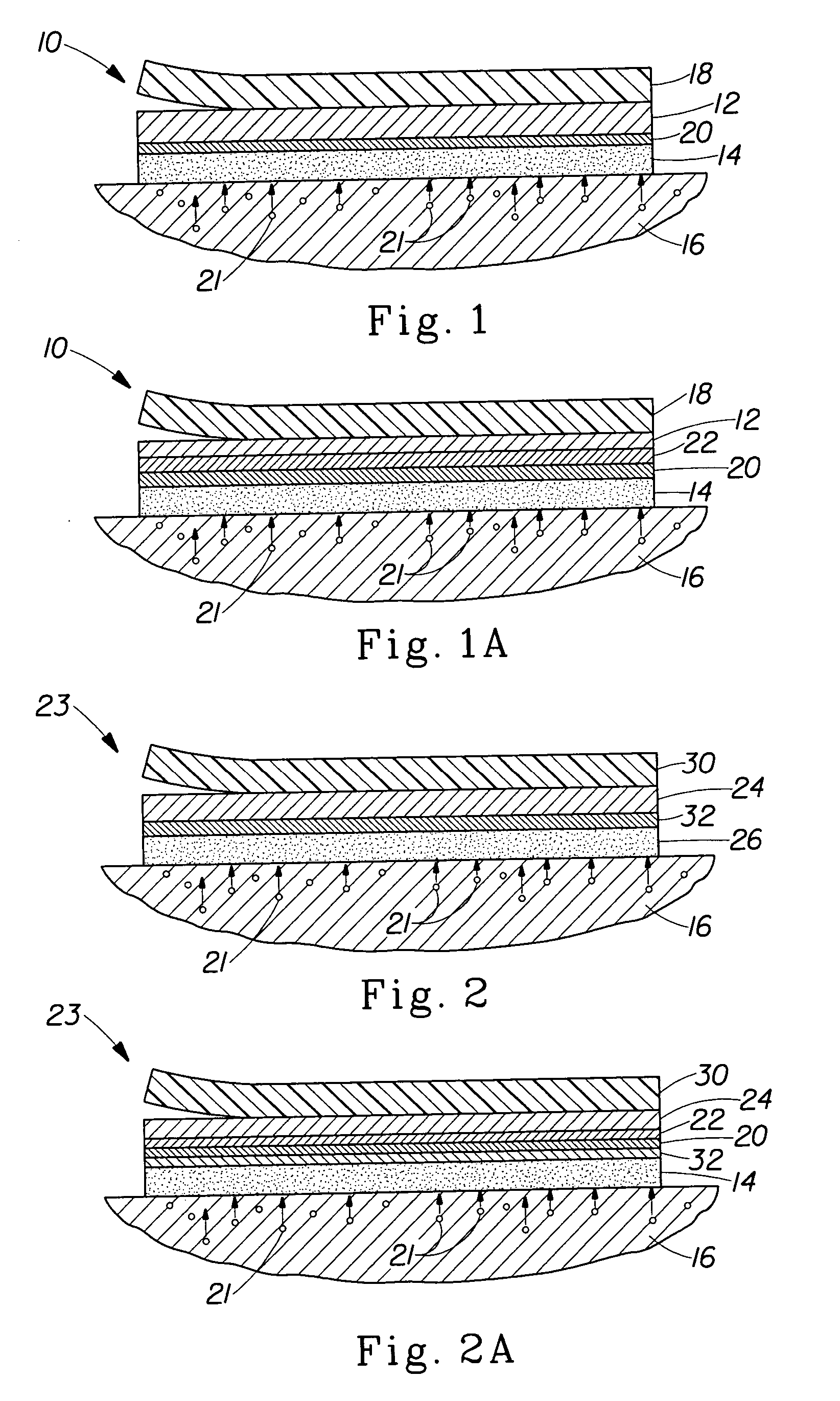 Discoloration-resistant articles for applying color on surfaces and methods of reducing discoloration in articles for applying color on surfaces