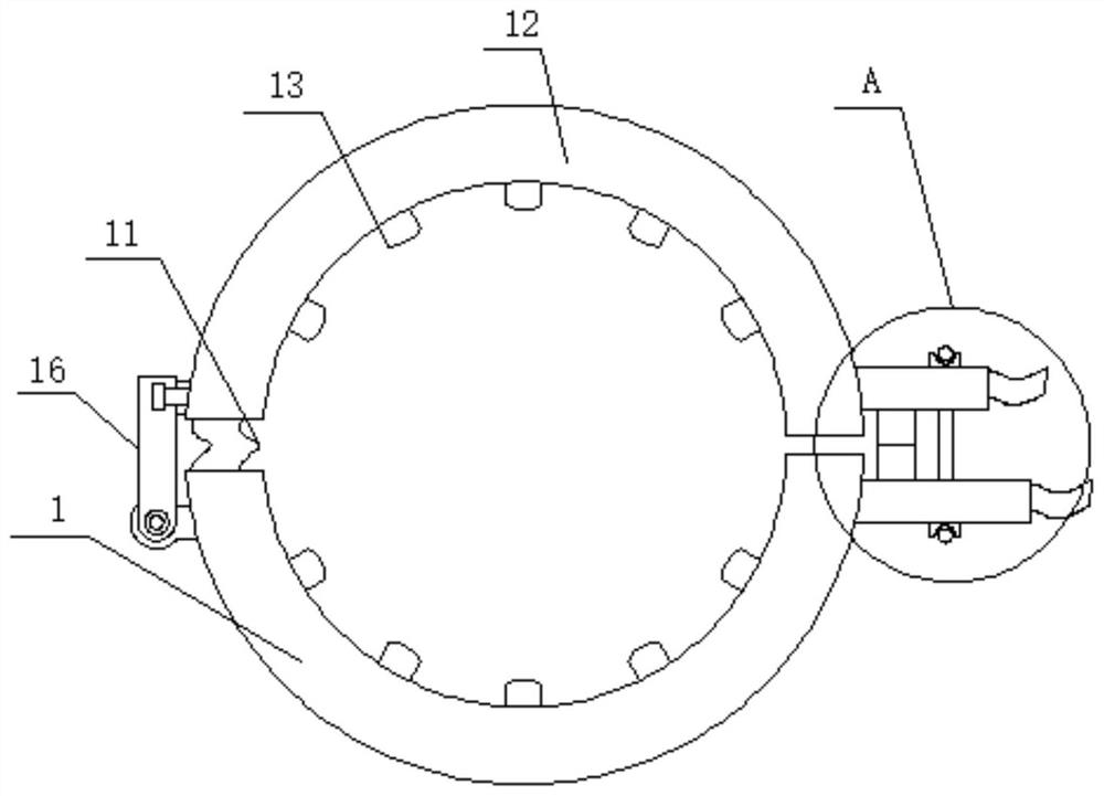 Heat dissipation water spraying device for clutch bearing machining