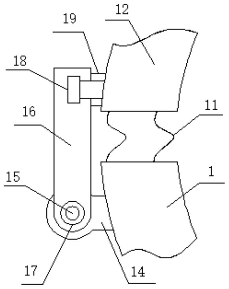 Heat dissipation water spraying device for clutch bearing machining