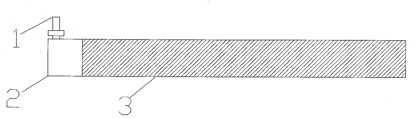 Lithium ion battery and combination method of pole pieces thereof