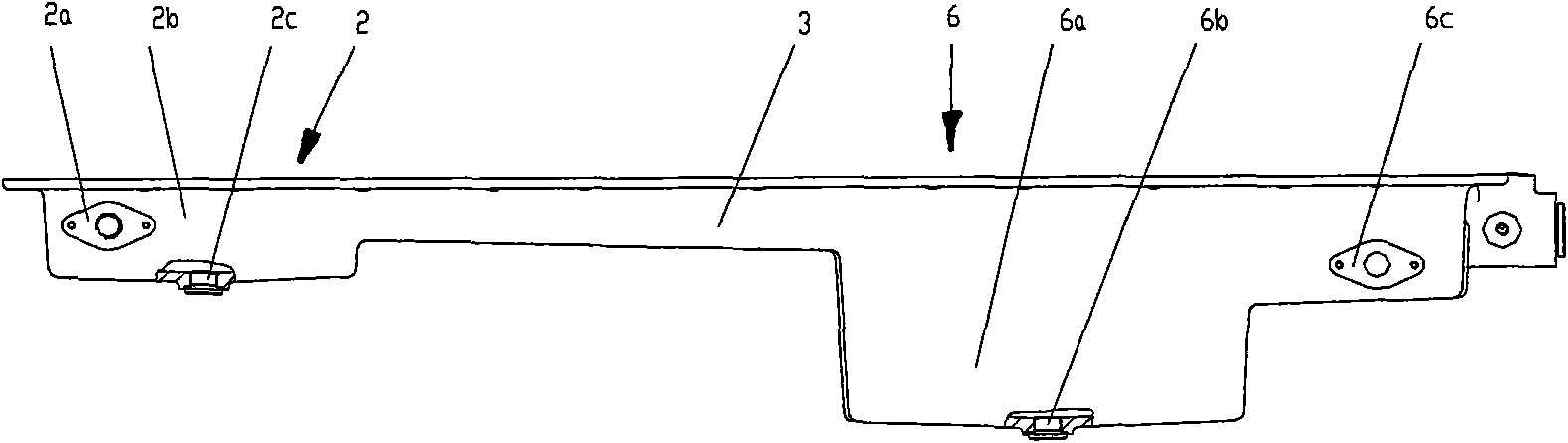 Inclination-resistant oil sump for engine