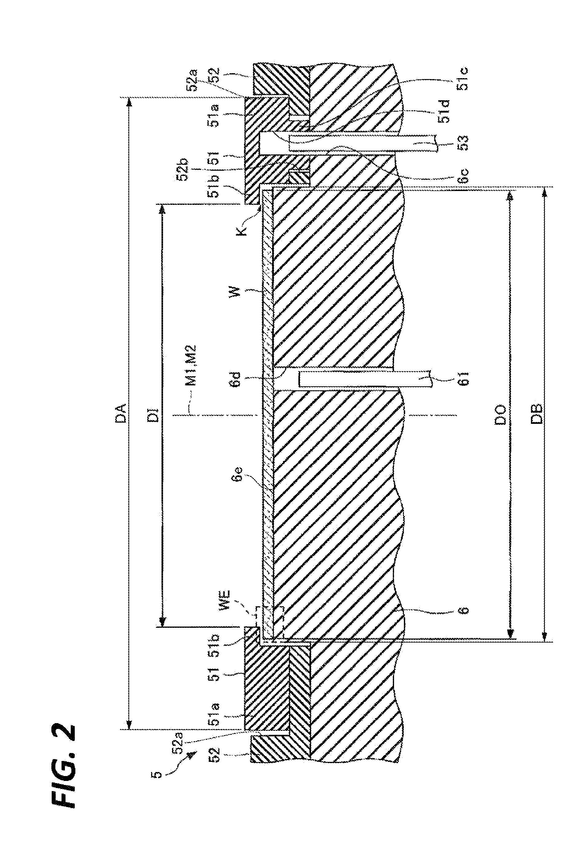 Substrate mounting table and plasma treatment device