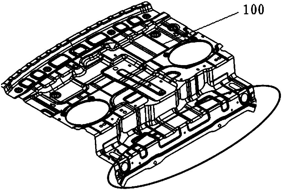 Cam mechanism with side pressing function