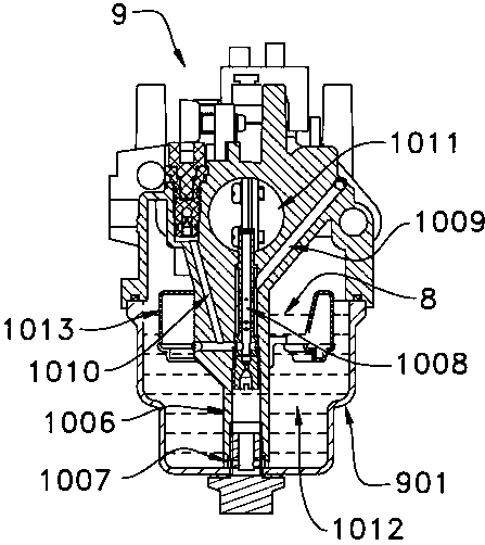 Anti-toppling carburetor structure based on external fuel oil container