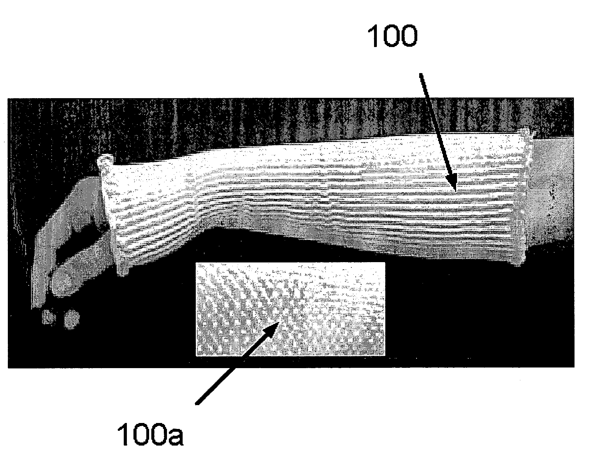 Sleeve-like knitted structure for use as a castliner