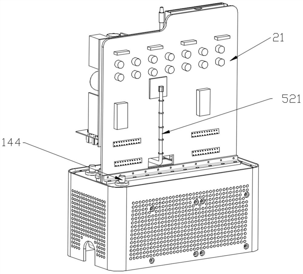 Sealed spraying heat dissipation type computer case