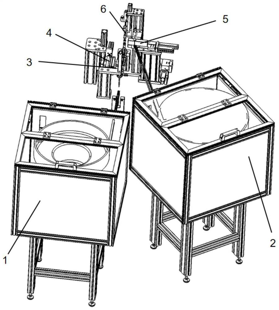 Hard pipe and nut assembling mechanism