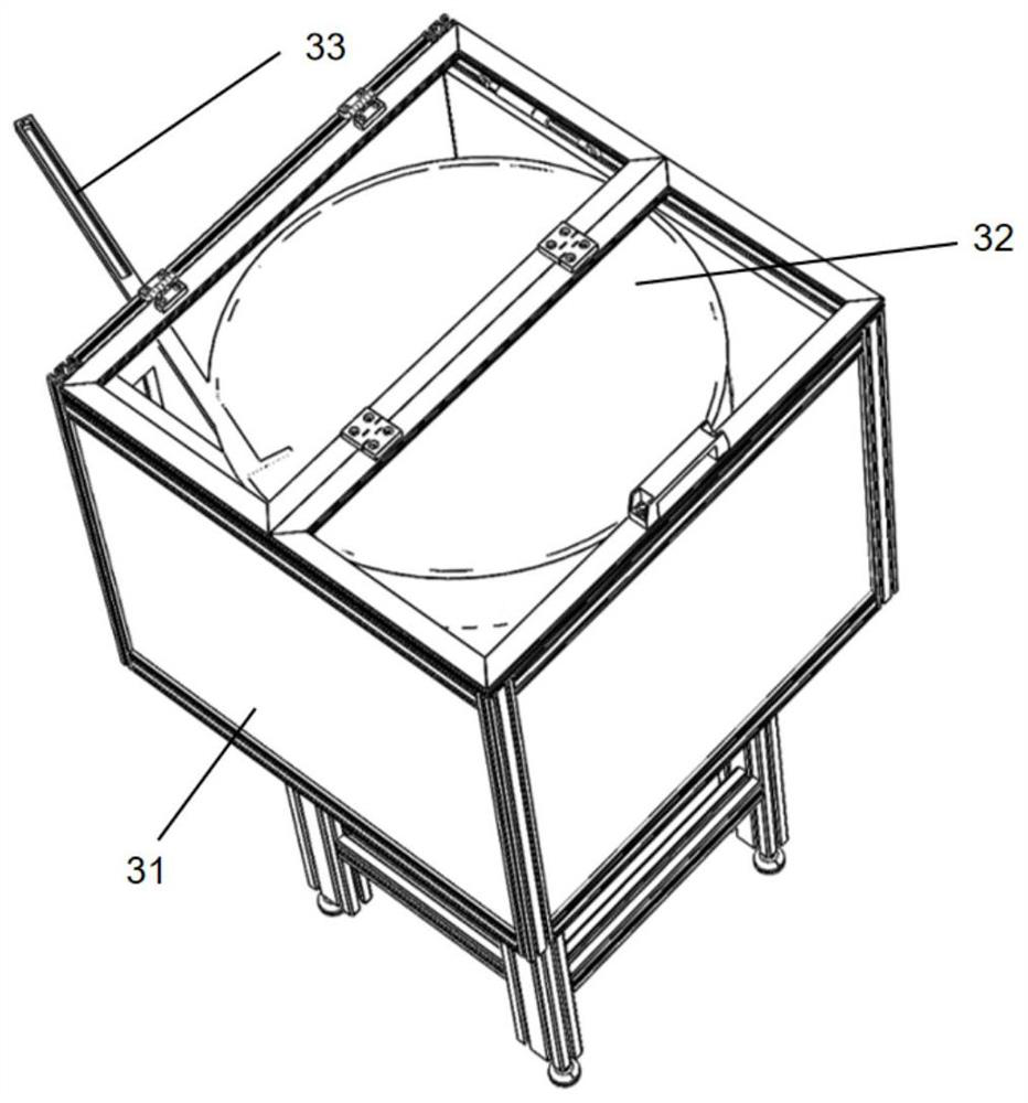 Hard pipe and nut assembling mechanism