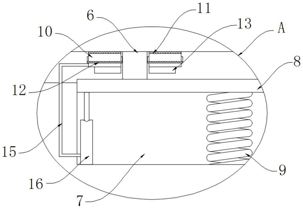 Self-locating and rapid cooling structure for cold pressing machine