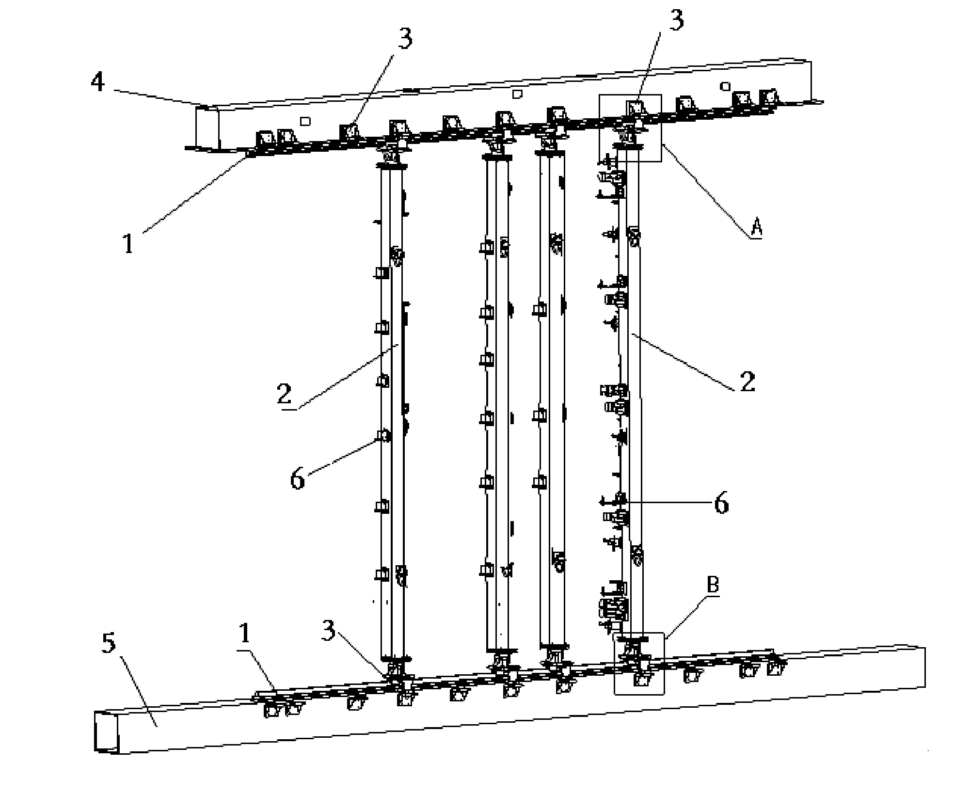 Movable clamping plate structure