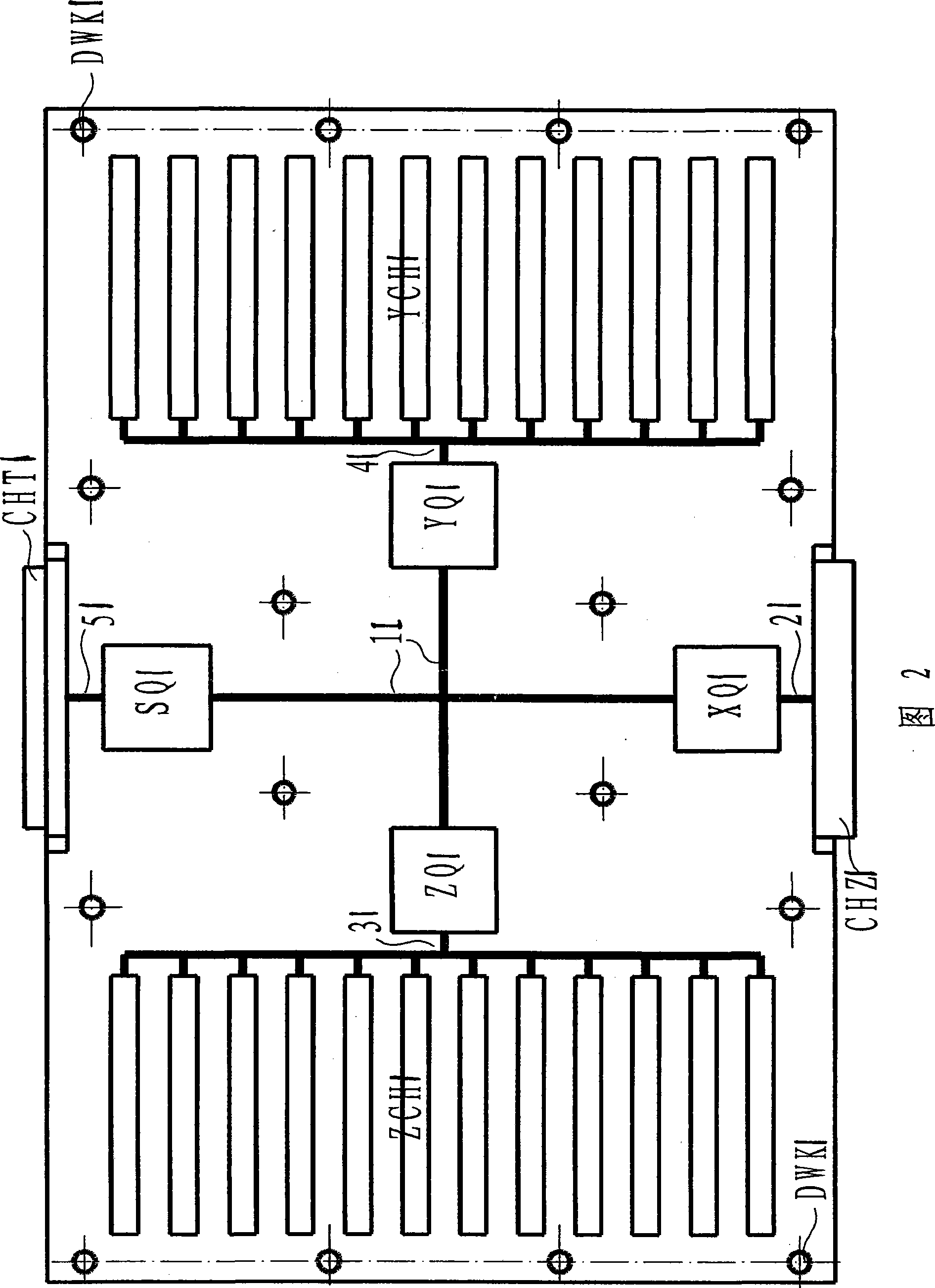 Expansion structure of bus socket and expansion method thereof