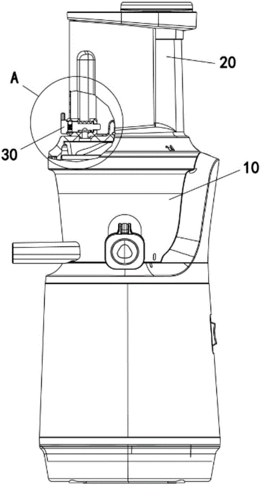 Juice squeezing and pulp grinding machine with water feed device
