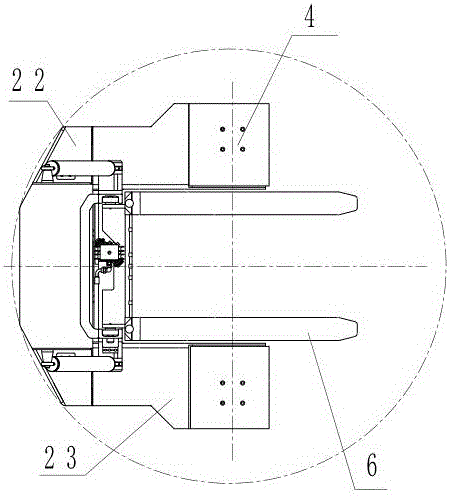 Industrial vehicle with small turning radius