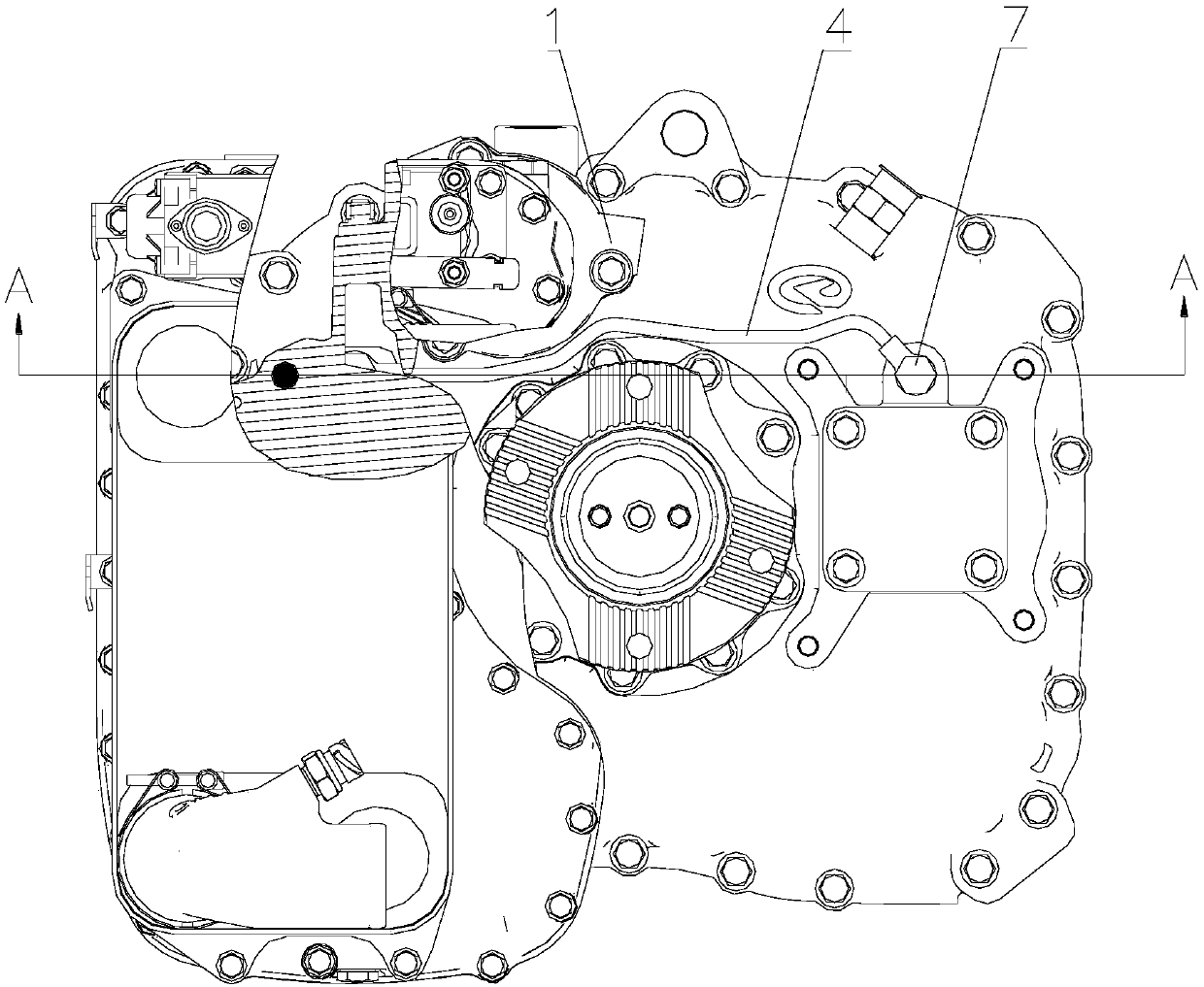 Transmission case and retarder gear lubrication structure thereof