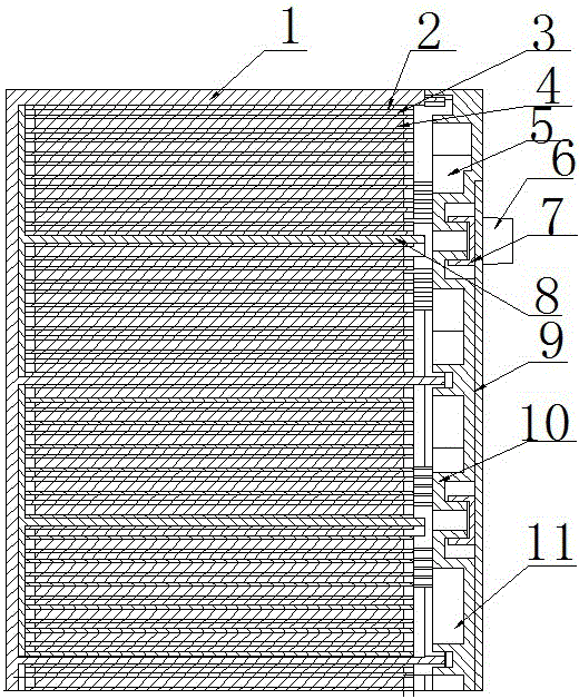 Lead-acid storage battery with square winding structure and manufacturing method of lead-acid storage battery