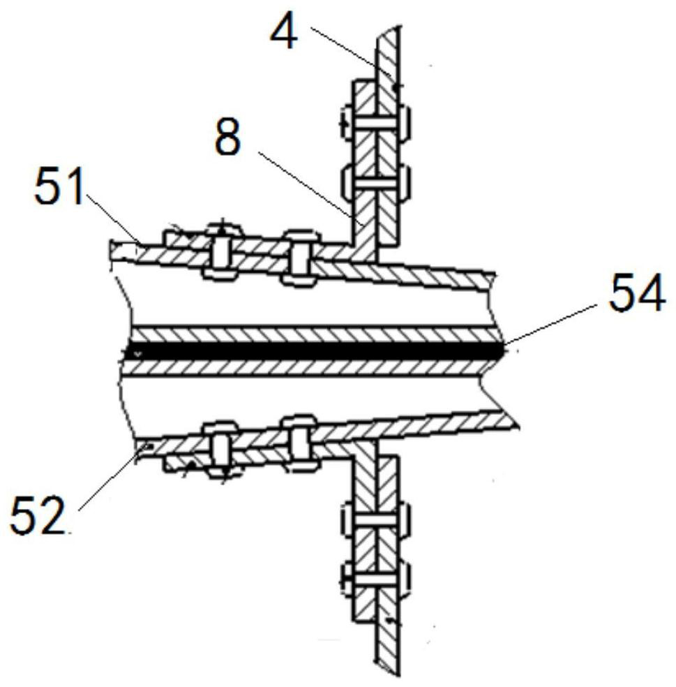 A continuously variable bending structure at the leading edge of an airfoil