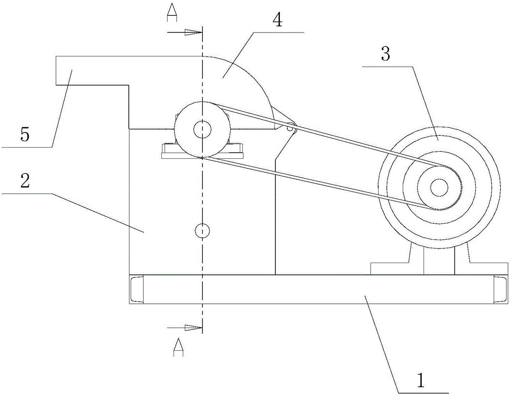 Straw quick crushing device for agricultural production