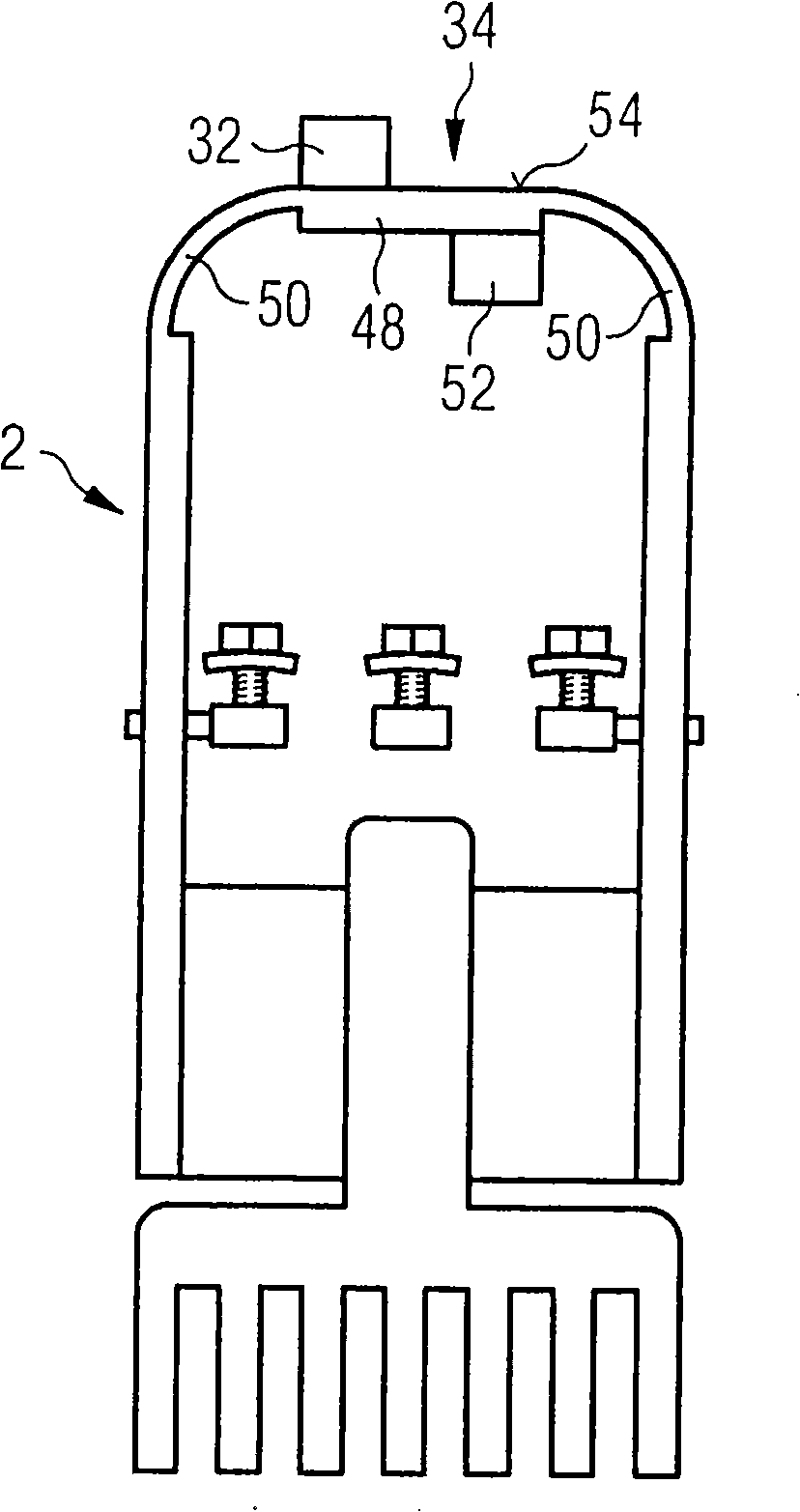 Switching device with two controlled phases