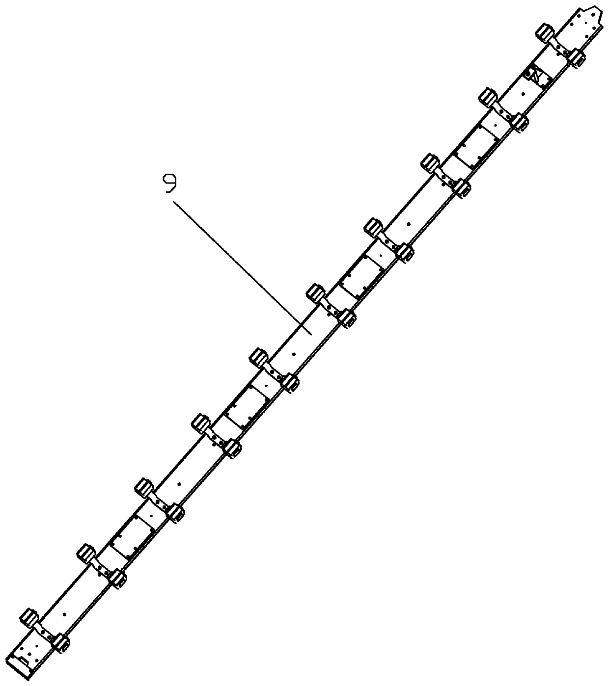 A longitudinal seam welding device and welding method for the inner wall of a storage tank