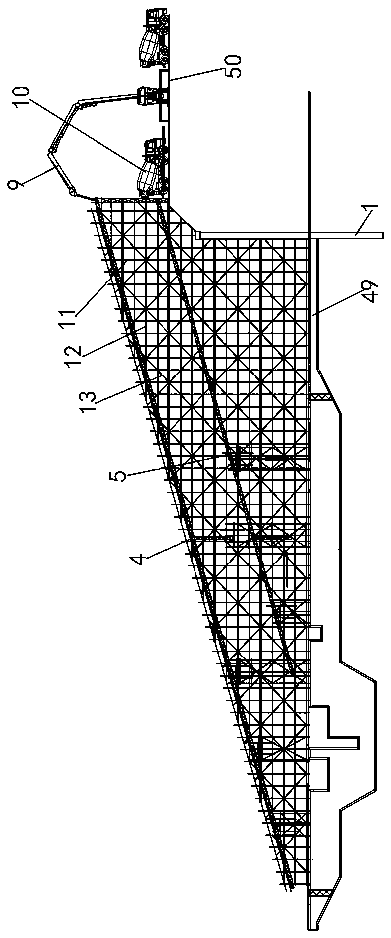 Concrete pouring system with double-layer chute and construction method thereof