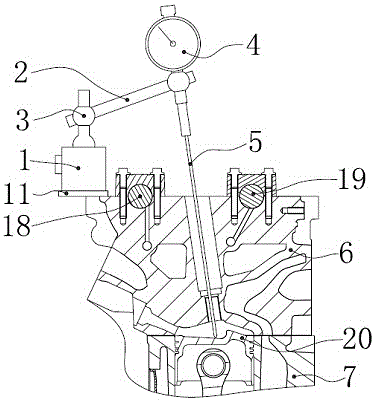 Valve lift measuring device and method