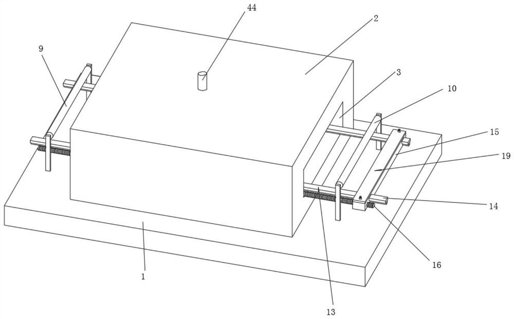 Infiltration device for glass fiber drawing