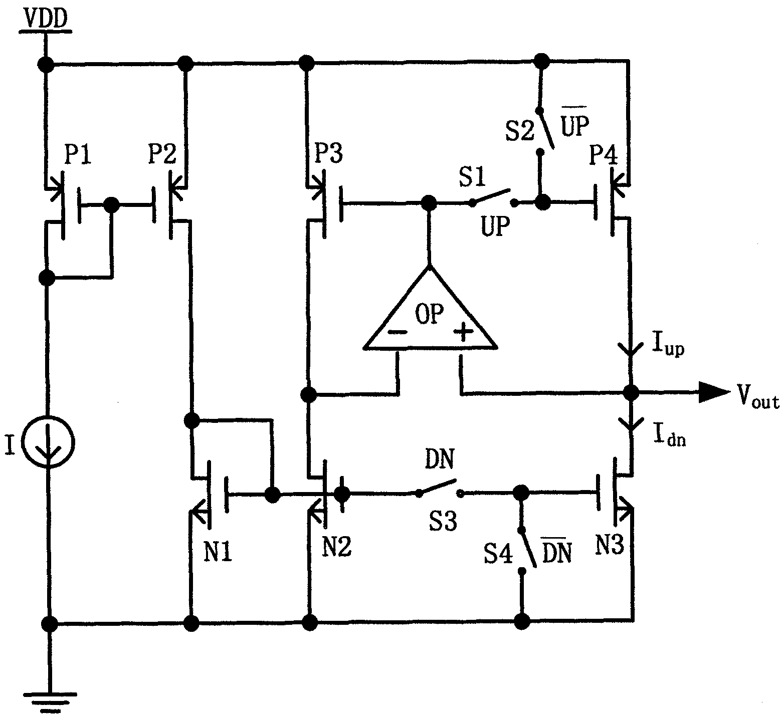 Charge pump circuit used for reducing current mismatch at extra-low voltage in phase-locked loop