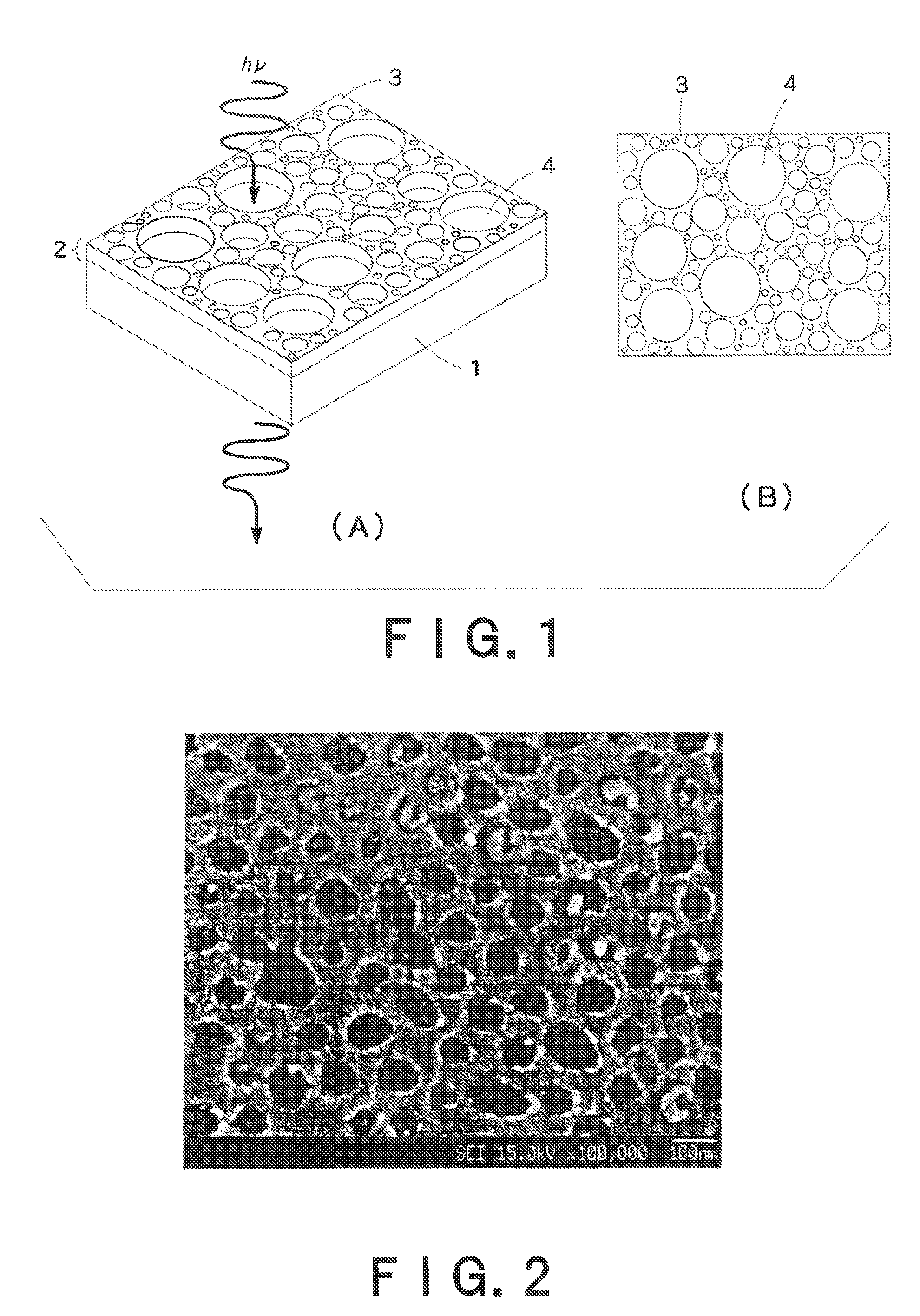 Light-transmitting metal electrode having hyperfine structure and process for preparation thereof