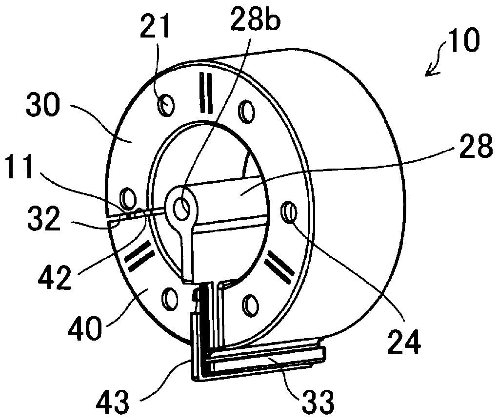 Slotted magnetic core, coil component using same, and manufacturing method of coil component