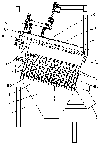 Swing type broken bag sorting machine with spraying structure