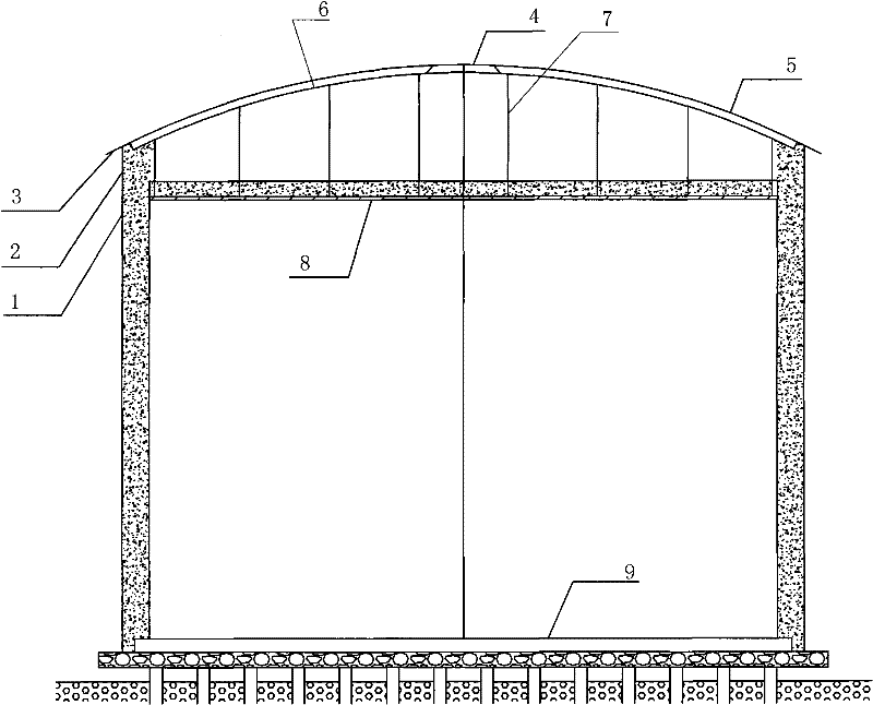 Tank top installing and welding process of single-coating double-wall low temperature storage tank